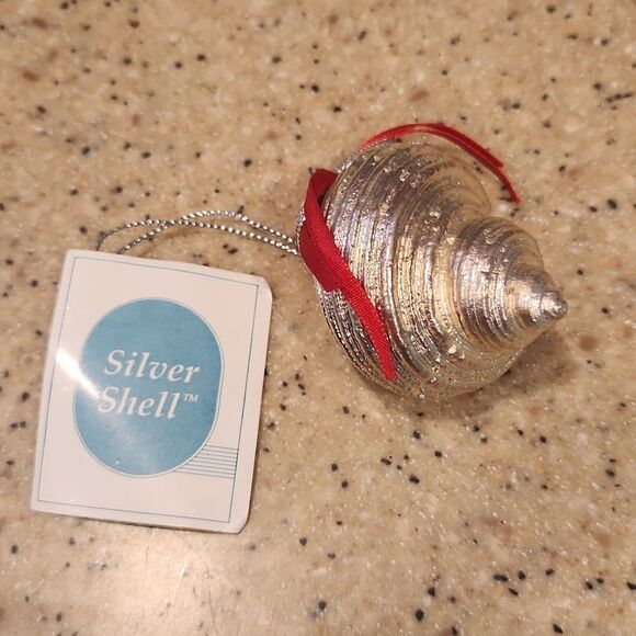 Silver Shell Christmas Ornament Prosperity Tree Farms New - Picture 1 of 5